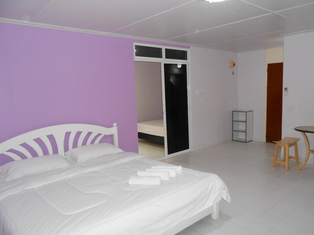 Mt-Room Pak Kret Bilik gambar