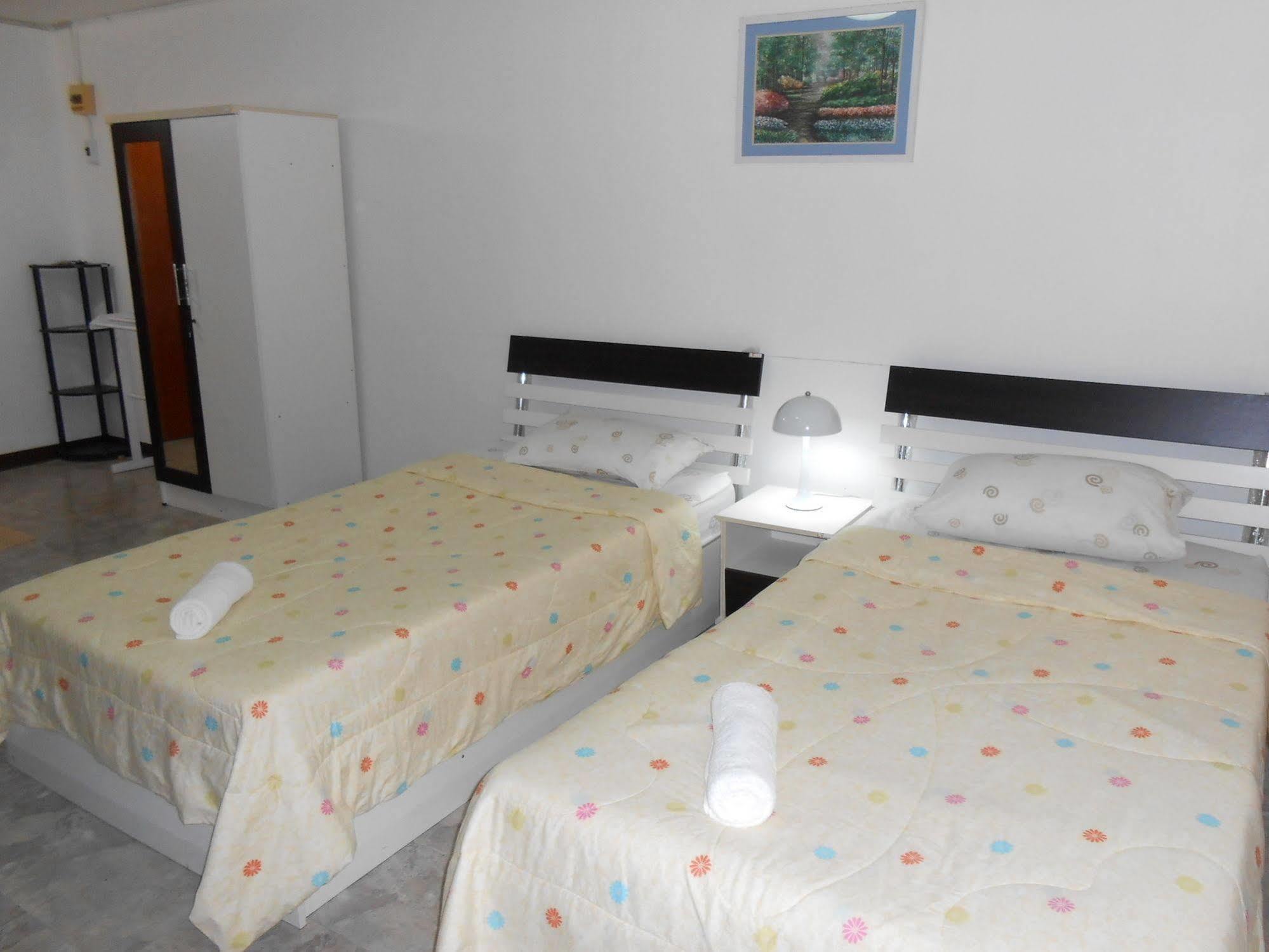 Mt-Room Pak Kret Luaran gambar