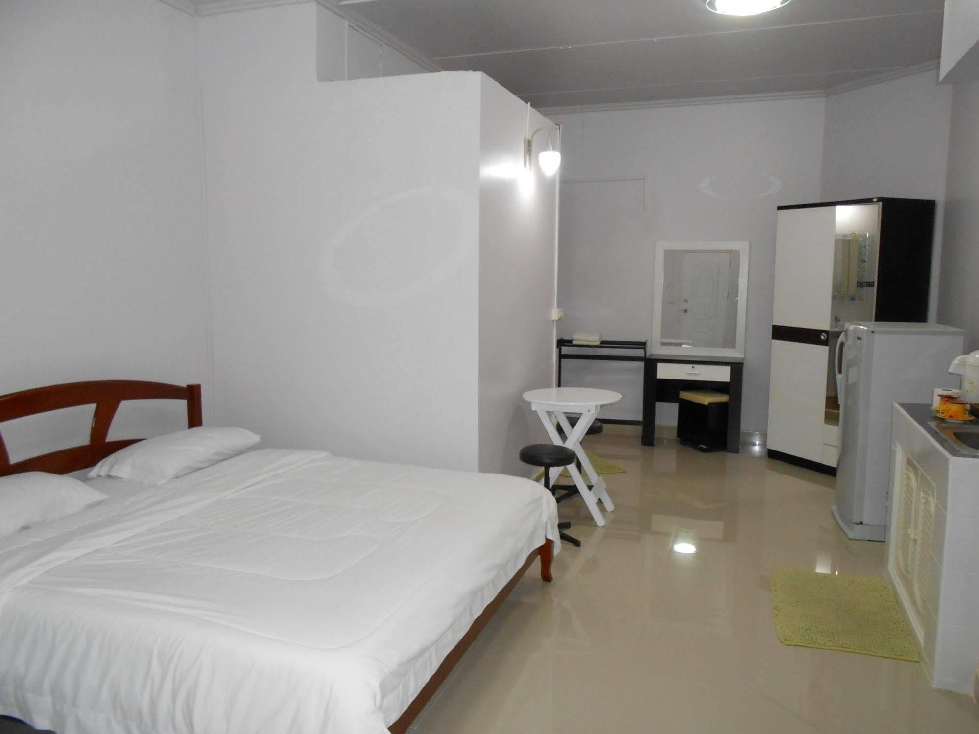 Mt-Room Pak Kret Luaran gambar