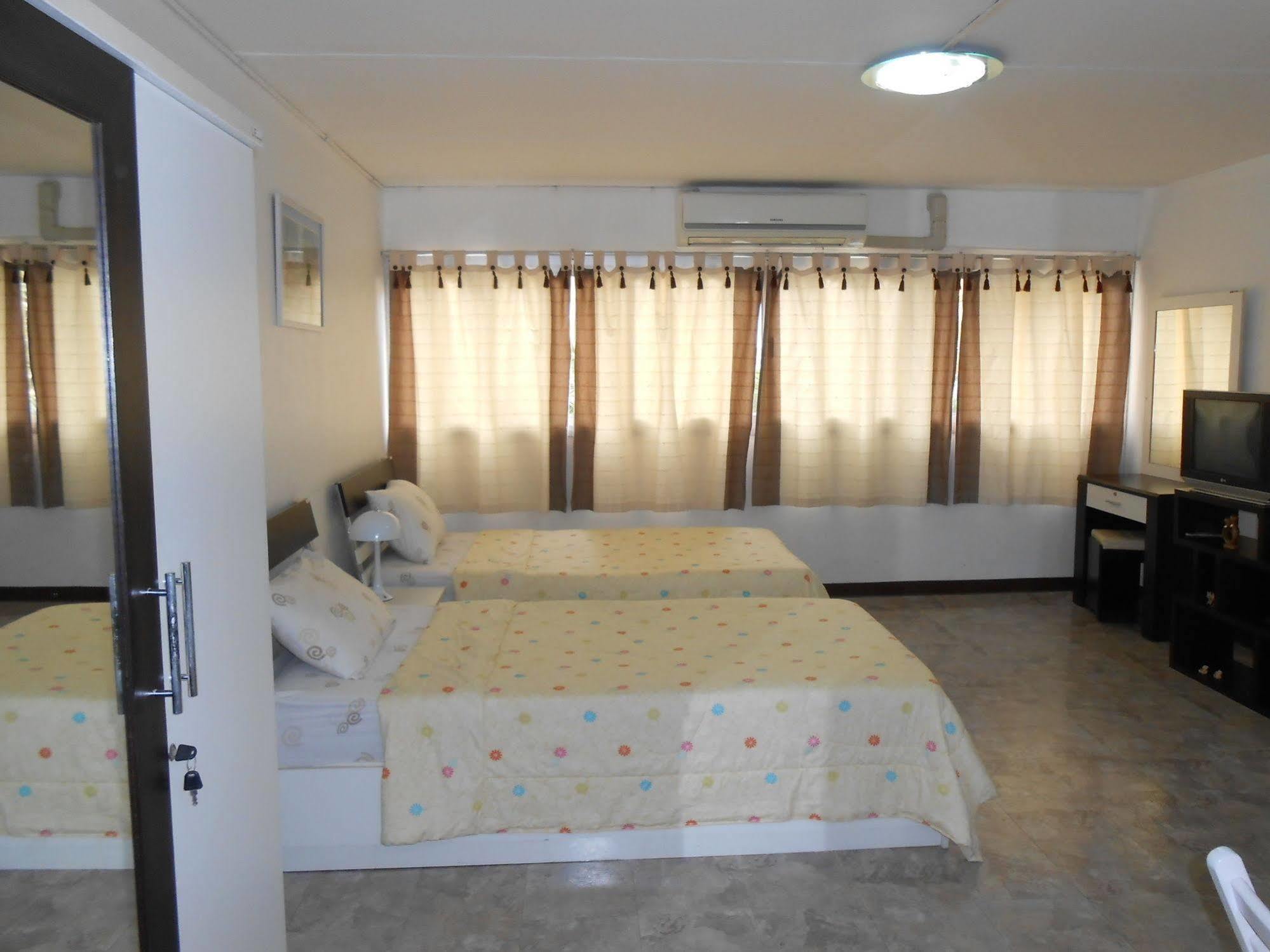 Mt-Room Pak Kret Luaran gambar