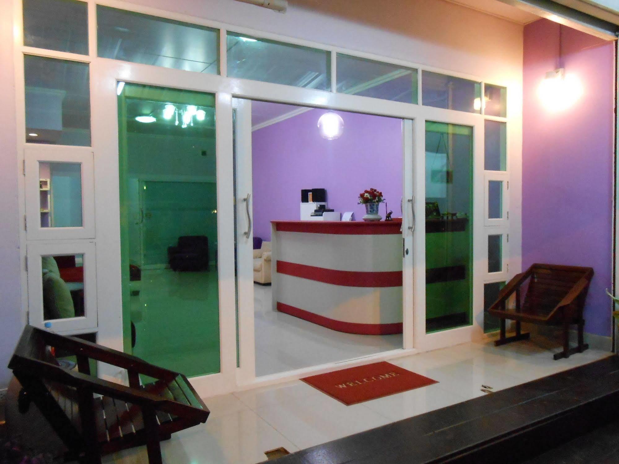 Mt-Room Pak Kret Luaran gambar